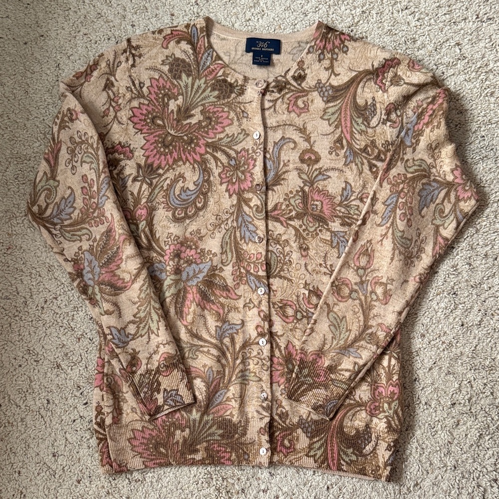 Brooks Brothers Merino Wool Cardigan in Pink and Brown. Size S.